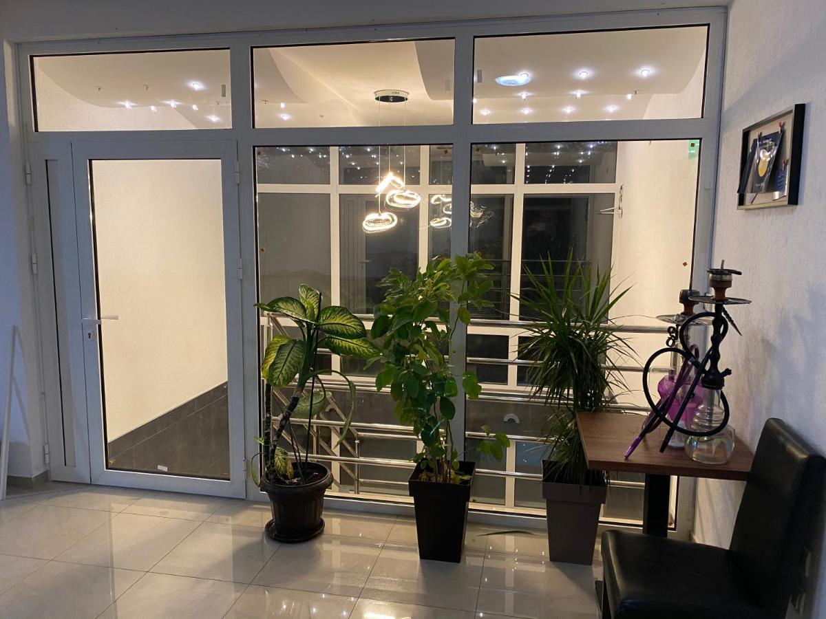 Emro-S Aparthotel Novi Pazar Exterior foto